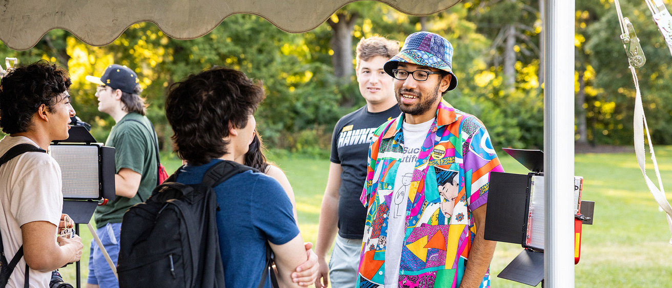 students interacting at the org fair