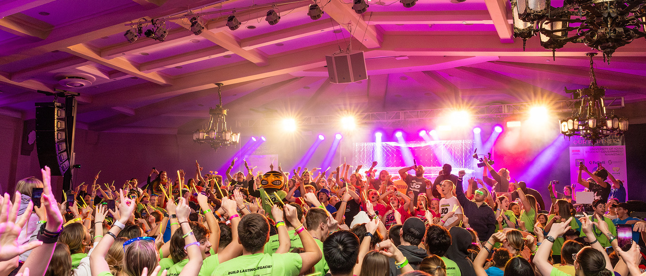 image of students at dance marathon
